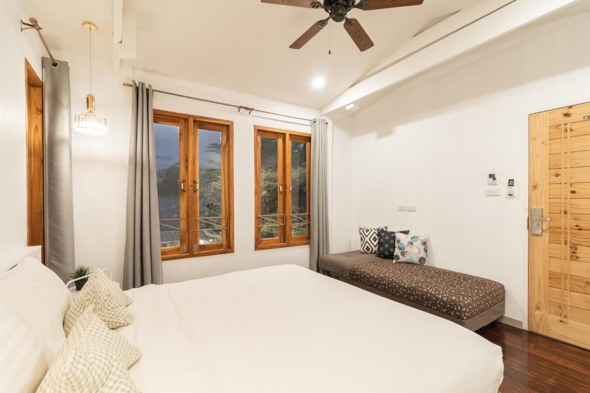 Sherva101 Home And Hostel Chiang Mai Quarto foto